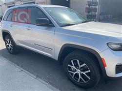 جیپ گراند شیرۆکی